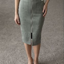 Hyfve Hyfve Hyfve New Pencil skirt size M Zippered front decor New with Tags Classic official work