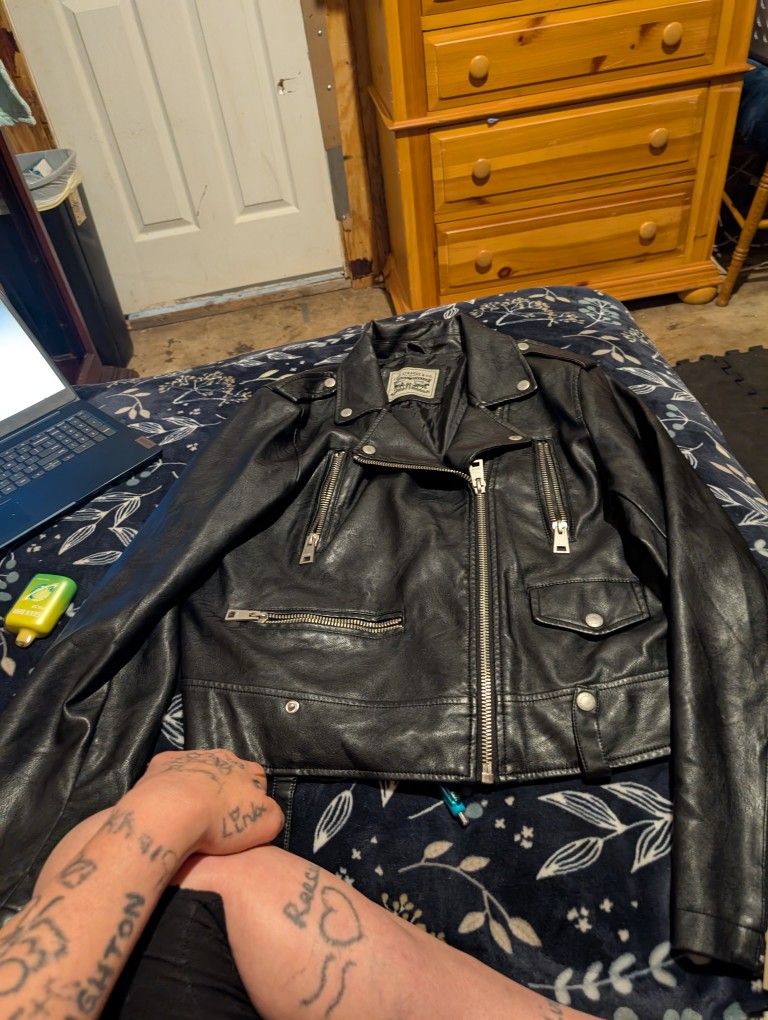 Women's Levi Strauss Leather Jacket