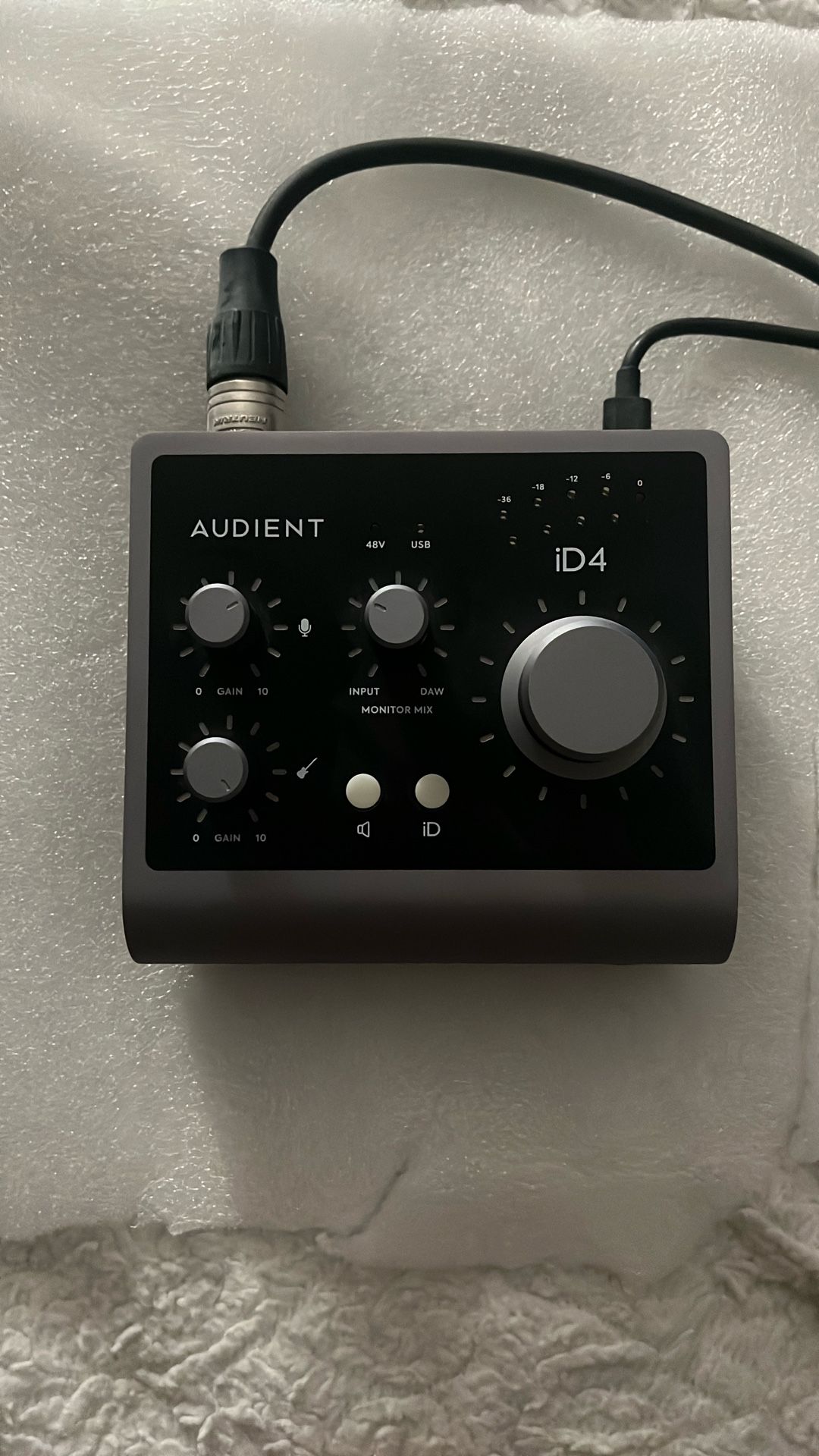 Audient iD4 MKII 2x2 Usb Audio Interface