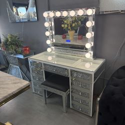 Vanity W/Bluetooth Mirror $599🏆