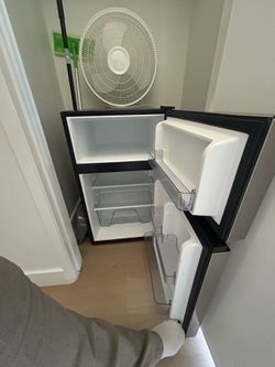 Mini fridge
