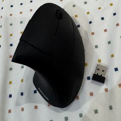 Anker A7852M Wireless Vertical Ergonomic Mouse W/ USB Receiver Dongle