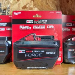 Milwaukee M18 18V Lithium-Ion REDLITHIUM FORGE HD 12.0 Ah Battery Pack