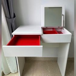 IKEA Vanity Make Up Table