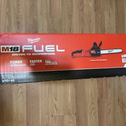 Milwaukee M18 FUEL 16 in. 18V Lithium-Ion Brushless Battery Chainsaw (Tool-Only)