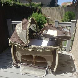 Graco Pack ‘n Play  Playard