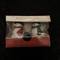 Snowfolk Salt& Pepper Shaker Publix