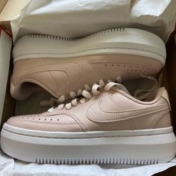 Nike Court Vision