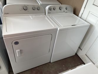 Whirlpool Washer And Dryer Set