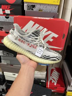 Yeezy 350 Zebras 