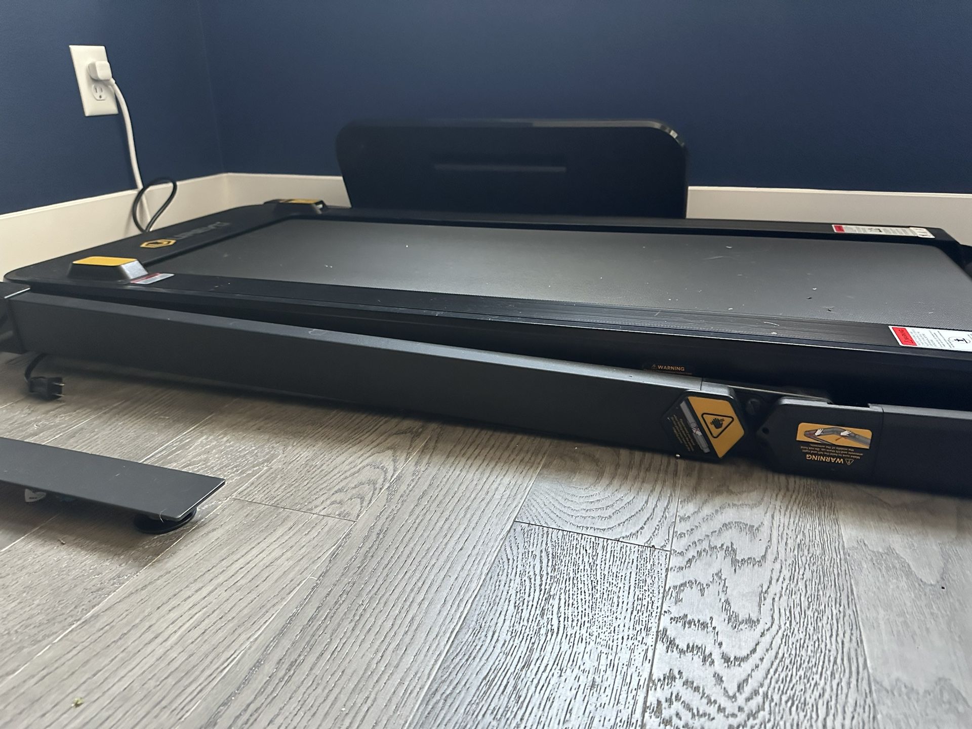 Urevo 3 in 1 folding treadmill 