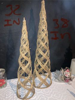 Set of two rattan decor trees