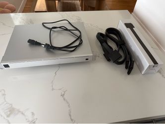 Ubiquiti usp-rps and 3 smart power cables