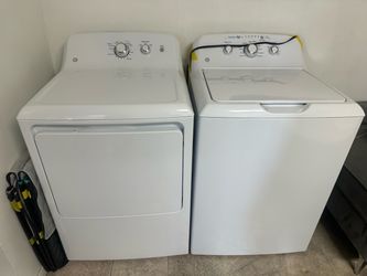 GE White Top-Load Washer & Electric Dryer Set 4.0/6.2 cu ft