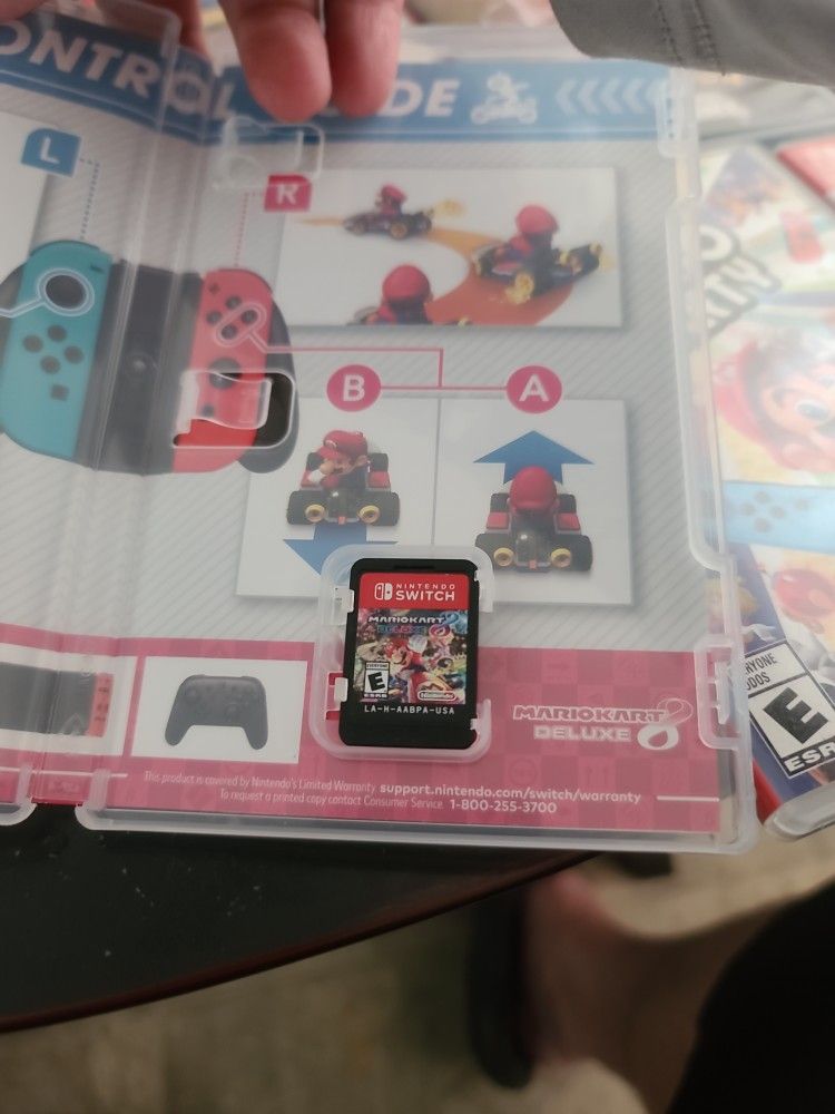 Nintendo Switch Games & Controllers 