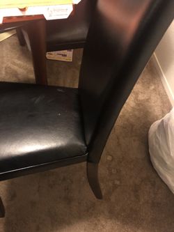 Set of 4 chairs