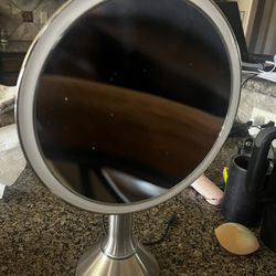 Simple Human Mirror 