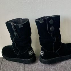 Skechers Women's Keepsakes-Freezing Temps  fur-Lined Boot Size 6.5 M Great Condition is Pre Owned  Once used they don't fit me