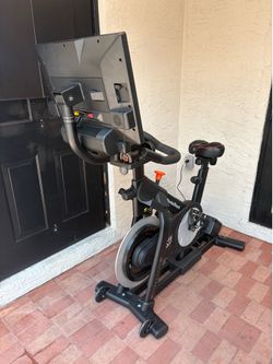 Nordictrack s22i stationary bike