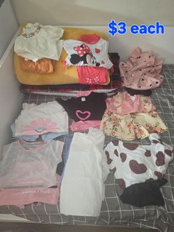 Clothes/shoes