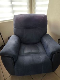 Recliner with Lumbar