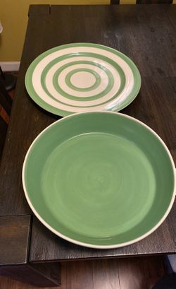 Large Serving Bowl And Player