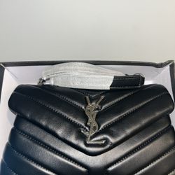 Yves Saint Laurent Black And Silver Quilted Messenger Bag 