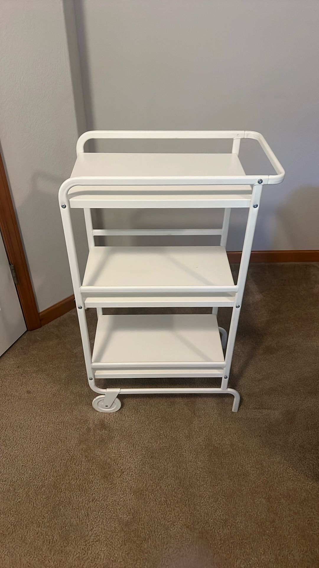 Free Rolling Shelf