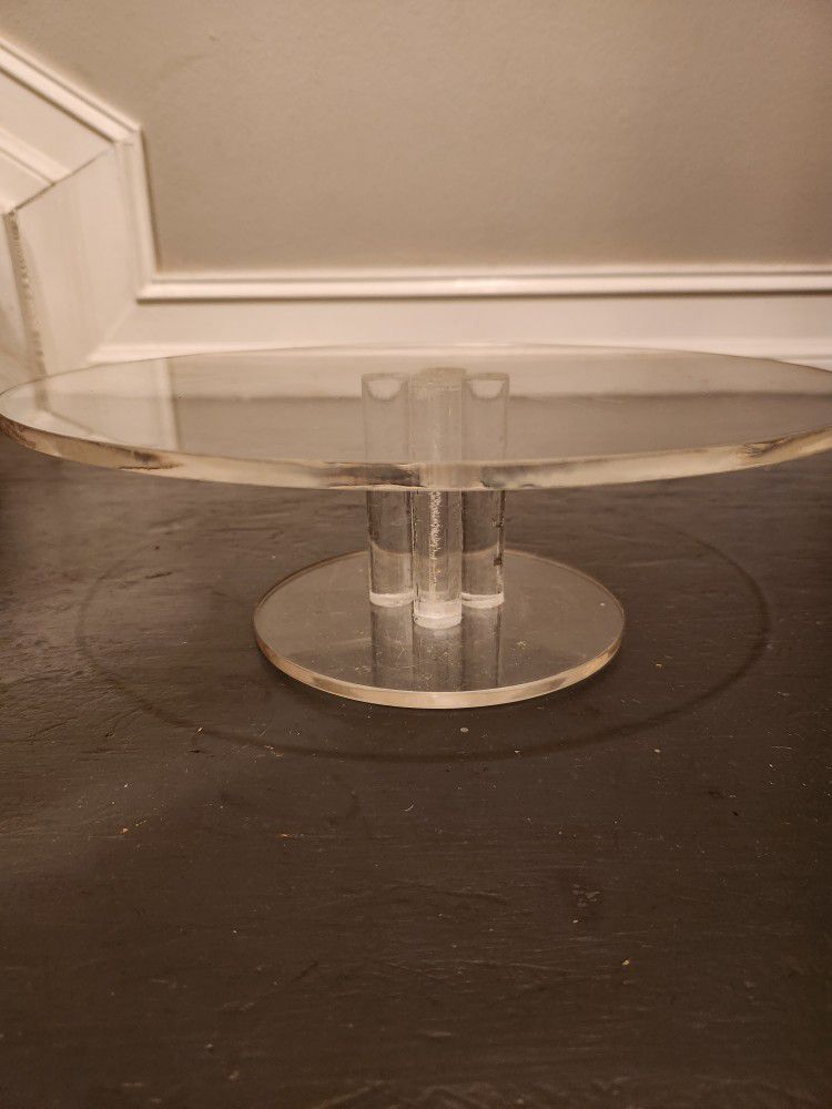 Vintage Lucite cake stand 11"