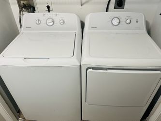 GE Hotpoint Washer and Dryer Set