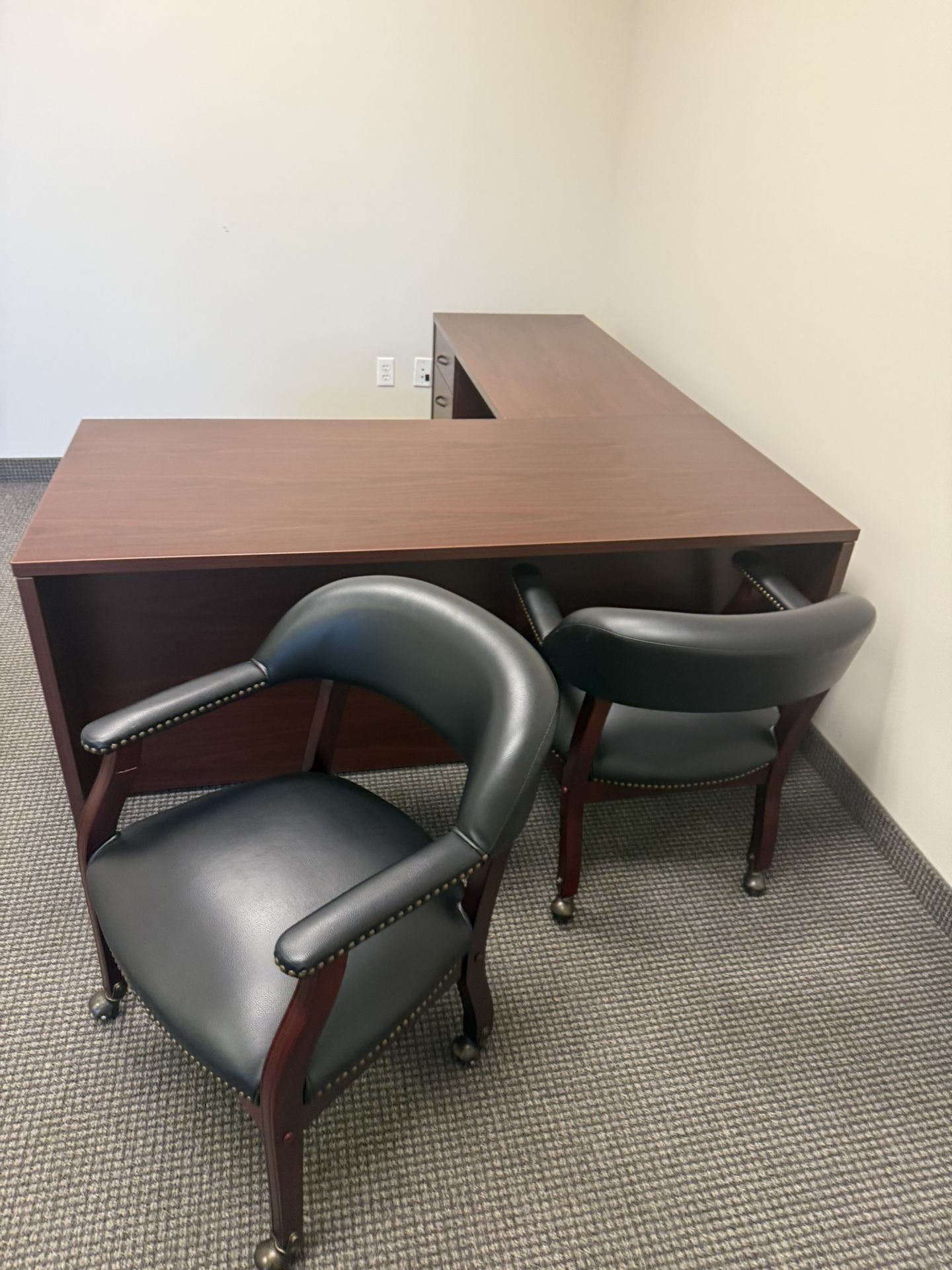 Office Desk And Chairs