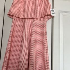 It’s Very Cute Short Dress For Girls ages 14-15 The Small It’s Brand New Never Worn 