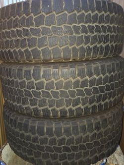 4 each 275 / 60R20 Kelly Safari AT Tires