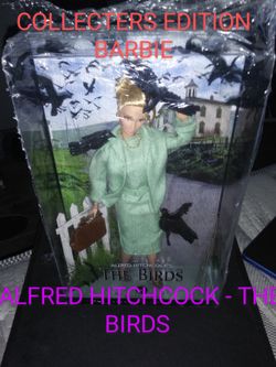 **RARE** Barbie Collectors Edition - Alfred Hitchcocks "The Birds"