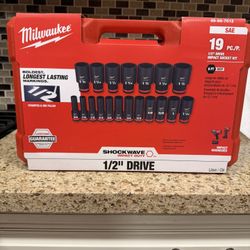 Milwaukee 1/2 Drive Socket Set