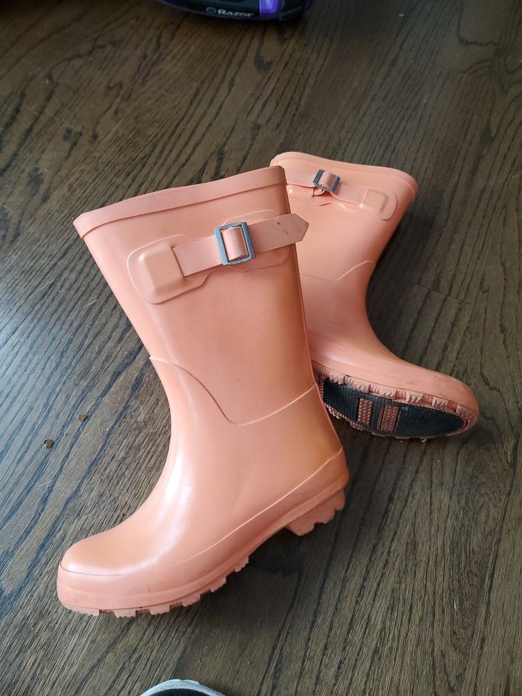 Kids Rain Boots Size 11/12