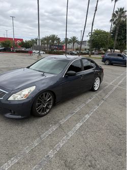 2011 Infiniti G37