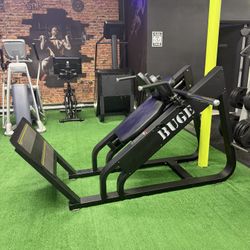 Leg machine (Hack Squat) - 