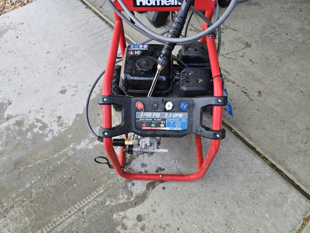 HOMELIGHT 2700 PSI PRESSURE WASHER