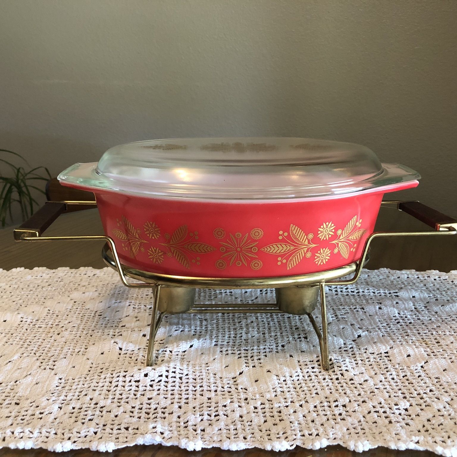 Pyrex Golden Poinsettia Casserole for Sale in Billings MT OfferUp
