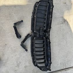 Upper Grill Shutter Bmw, G20 330i  M340I