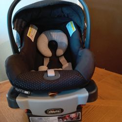 Infant Car Seat And Base