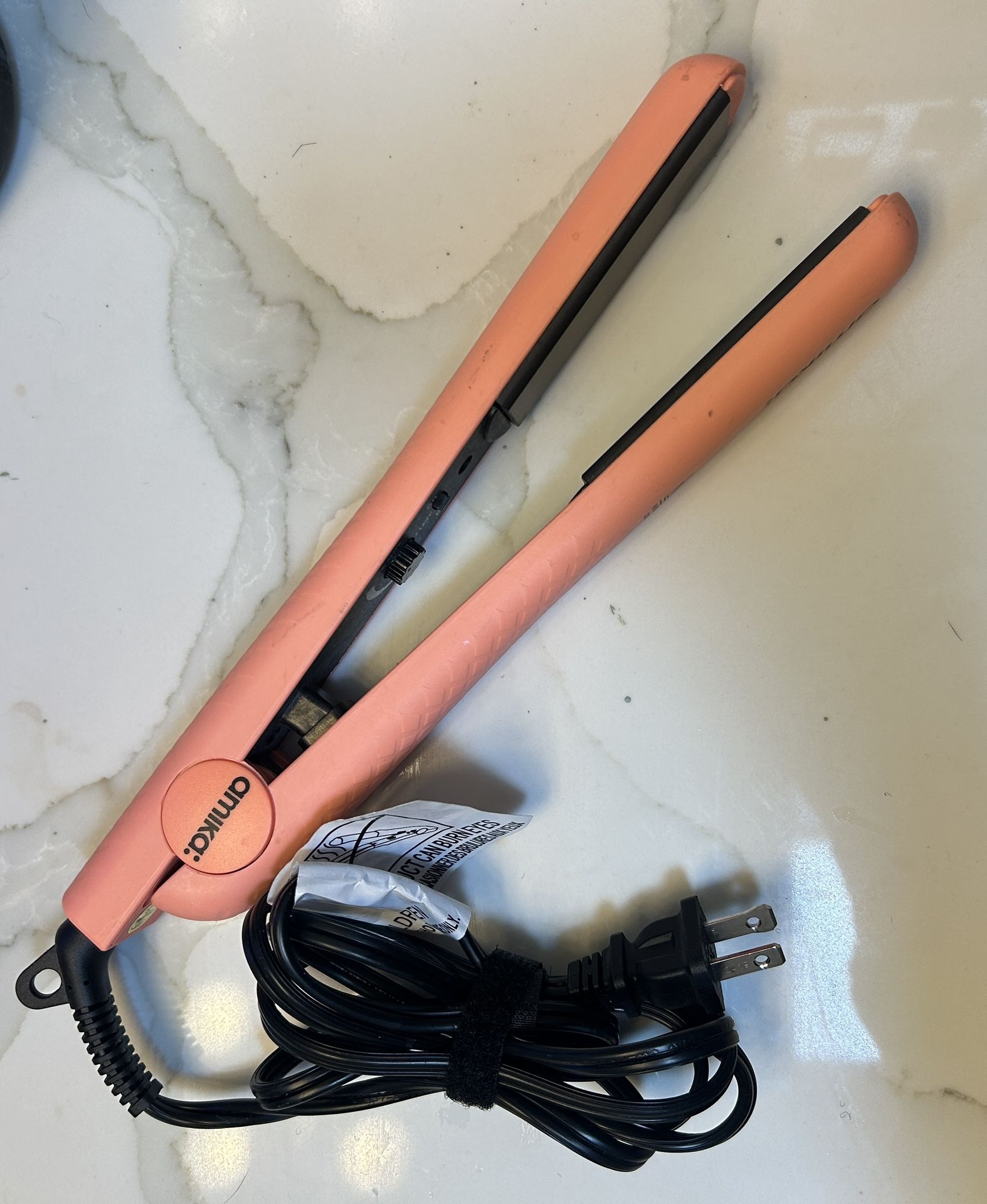 Amika Hair Straightener Coral 450°