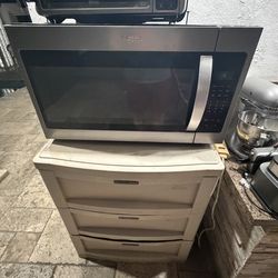 Whirlpool Microwave