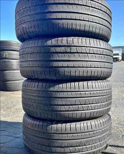 275 50 22 Pirelli Tires Con 80% de Vida Las 4