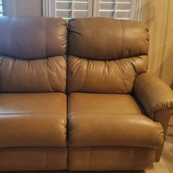 LAZBOY LOVESEAT 