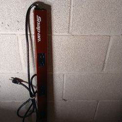 Snap-On Powerstrip