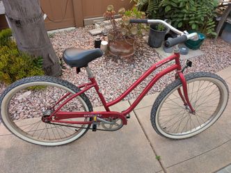 Beach cruiser bike