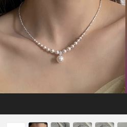 Faux Pearls Elegant Shining Necklace