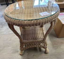 2 Indoor/Outdoor Wicker Tables/Round/Square/Read Desc For Measurements & Prices